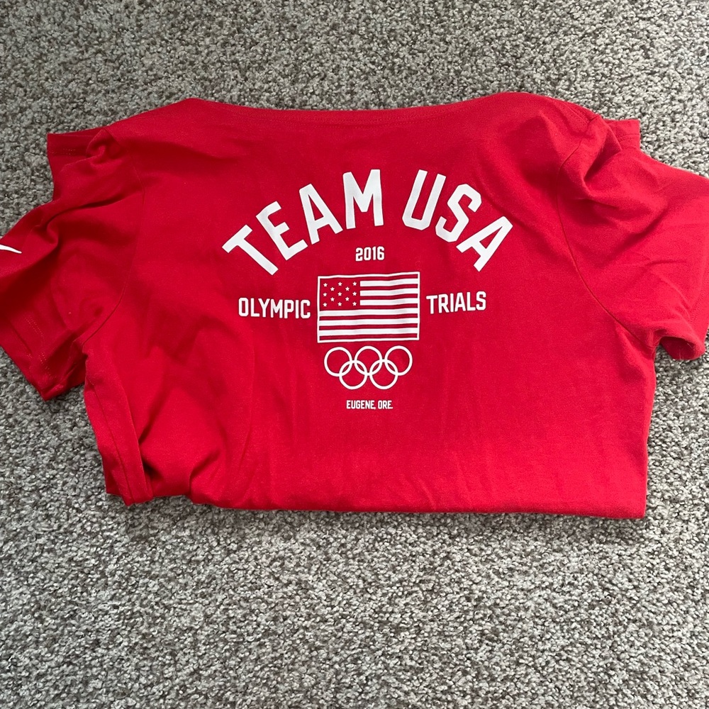 Nike T-shirt